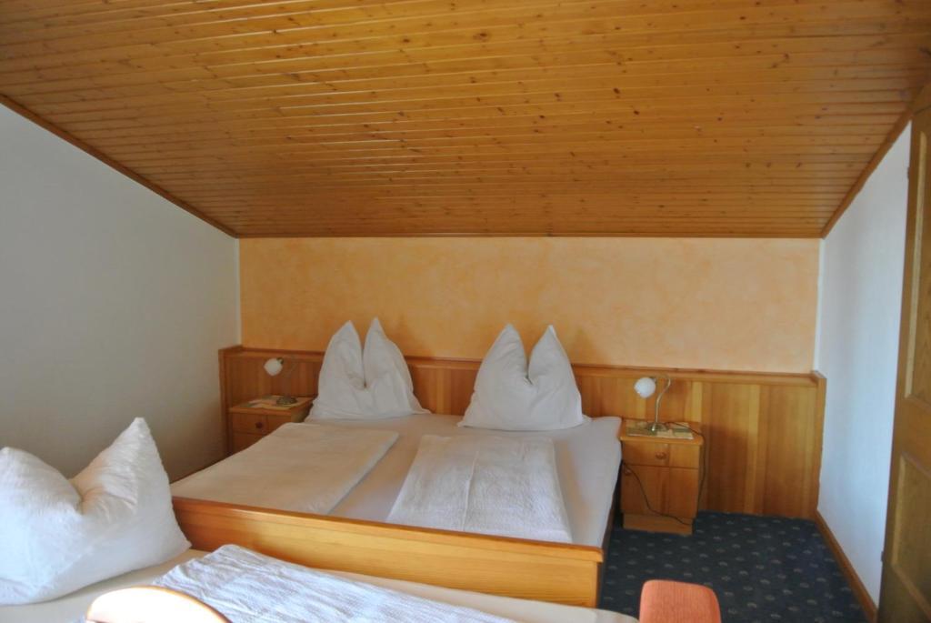 Bed and Breakfast Pension Windinger Schiefling am Wörthersee Zimmer foto