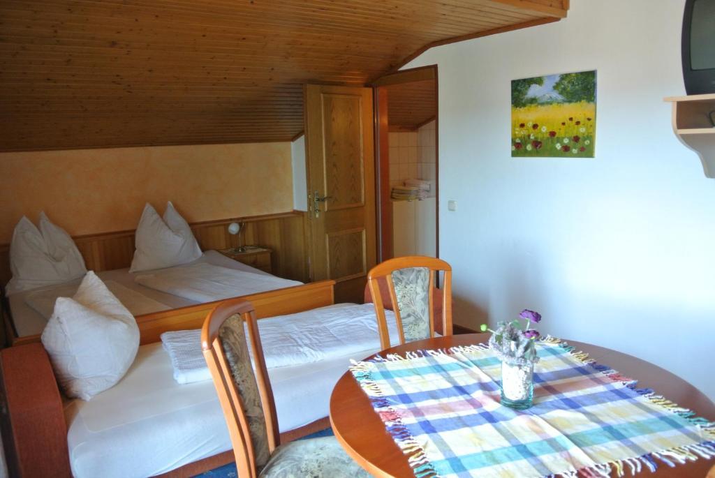 Bed and Breakfast Pension Windinger Schiefling am Wörthersee Zimmer foto